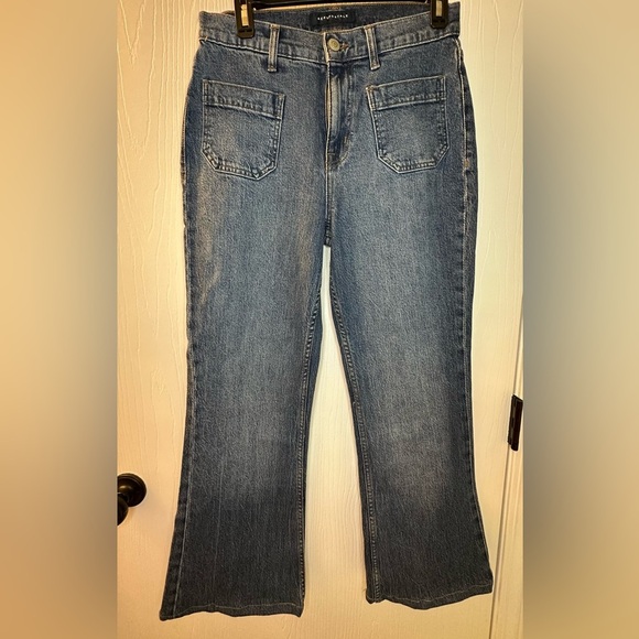 Aeropostale High Rise Flare‎ Denim Jeans Women’s 8 Medium Wash Inseam 27” Aero - Picture 1 of 11